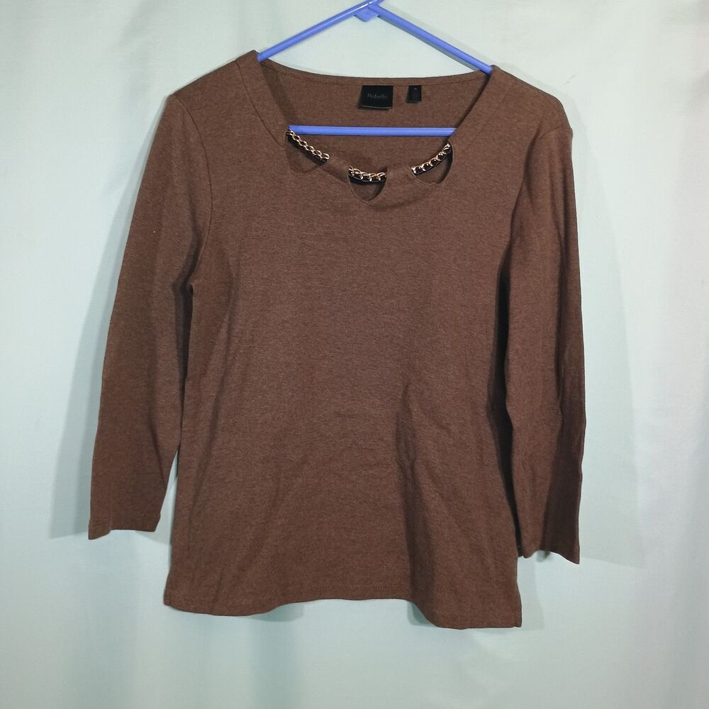 Women’s Brown 3/4 Sleeve Top with Gold Chain Cutout Neckline – Casual Blouse